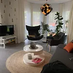 Pool & Feriehus *