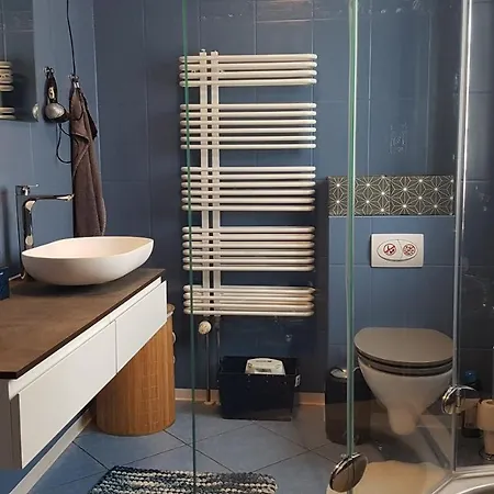 Pool & Nyaraló