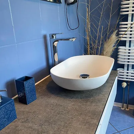 Дом отдыха Pool & *