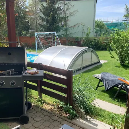 Ferienhaus Pool & Markkleeberg